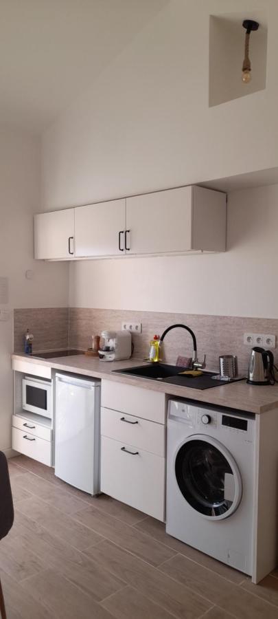 Entier Calme Neuf Climatise Avec Exterieur Appartement Puget-Ville