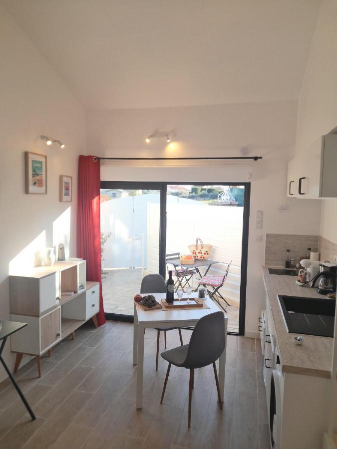 Entier Calme Neuf Climatise Avec Exterieur Appartement *